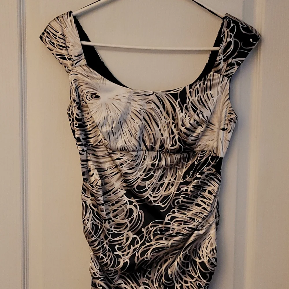 Y2K Vibe London Times Ruched Swirl Print Bodycon Dress - Picture 4 of 14